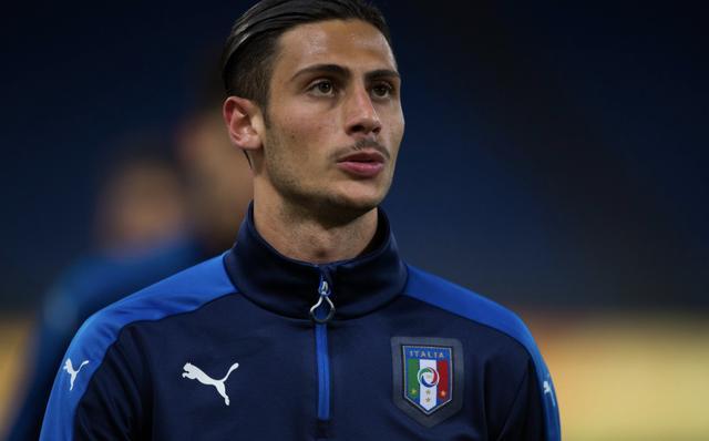 记者法布里 记者法布里